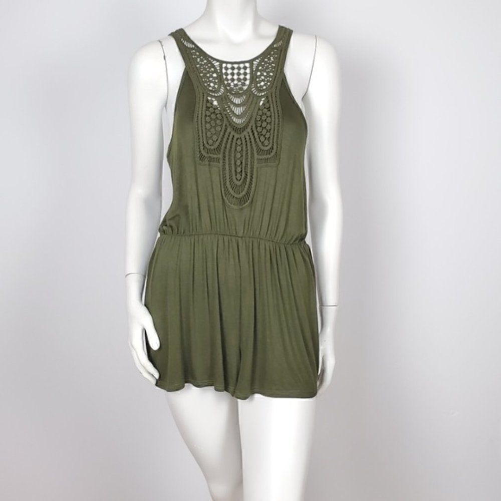 Women's Olive Green Jumpsuit Romper Shorts Size Medium - Picture 2 of 6